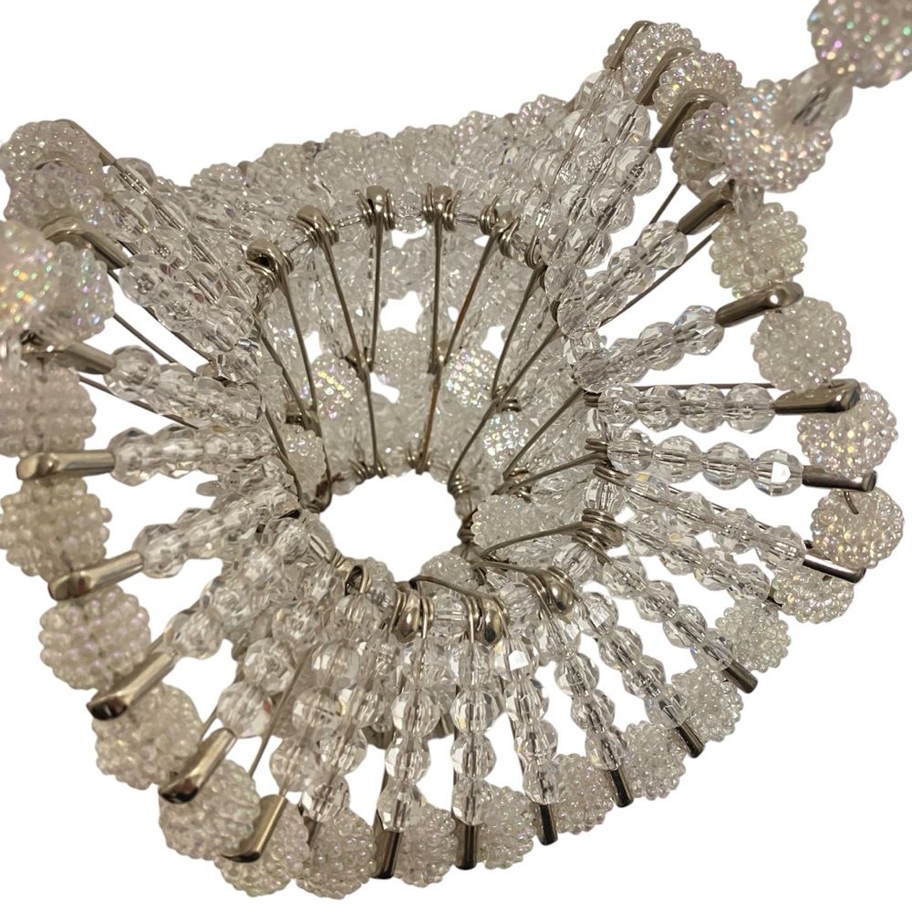 Vintage Bead & Safety Pin Basket Clear Pearlized Beads - Picture 7 of 11